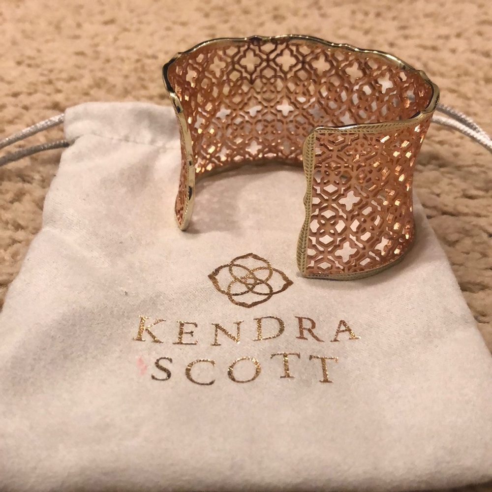 Kendra Scott “Candace” cuff bracelet